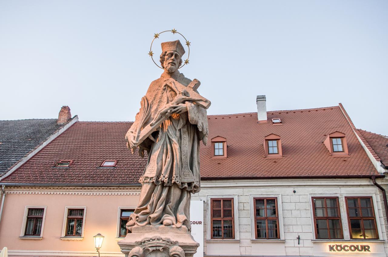Hotel Kocour Třebíč Exteriér fotografie
